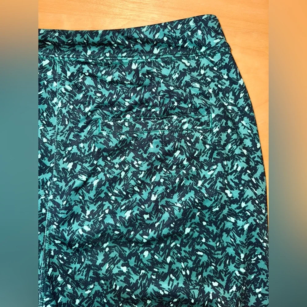 Lululemon Jet Crop (Slim) *Luxtreme Mountain Peaks Black Forage Teal - Picture 14 of 14